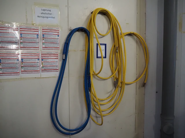 Nn hoses - afbeelding 1 van  2