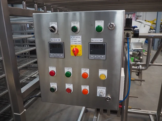 Nn htst pasteurization installation - afbeelding 10 van  10