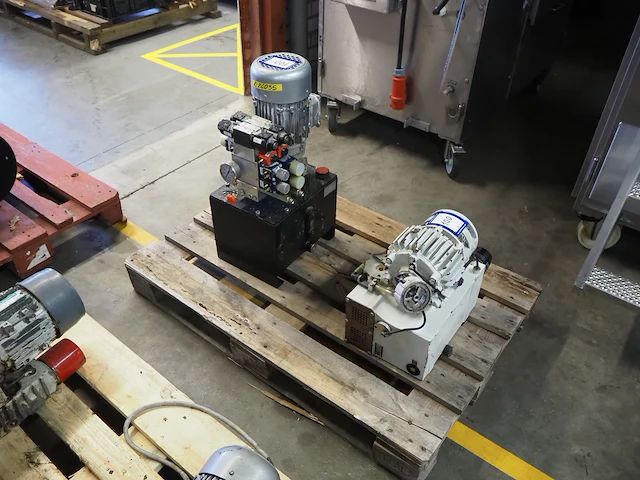 Nn hydraulic units - afbeelding 1 van  7