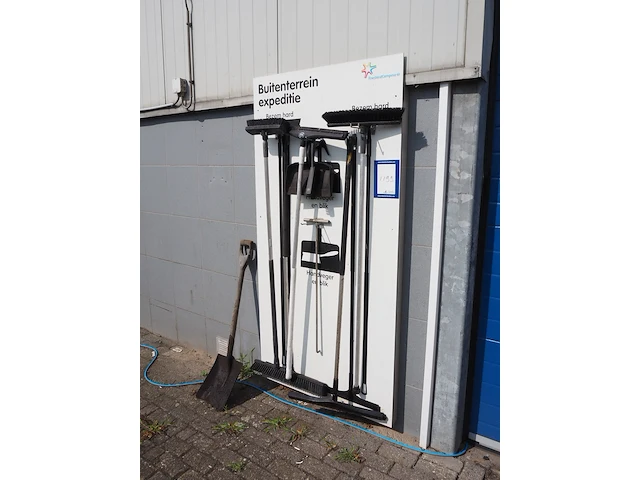 Nn hygiene equipment - afbeelding 1 van  2