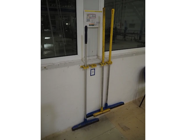 Nn hygiene equipment - afbeelding 1 van  2