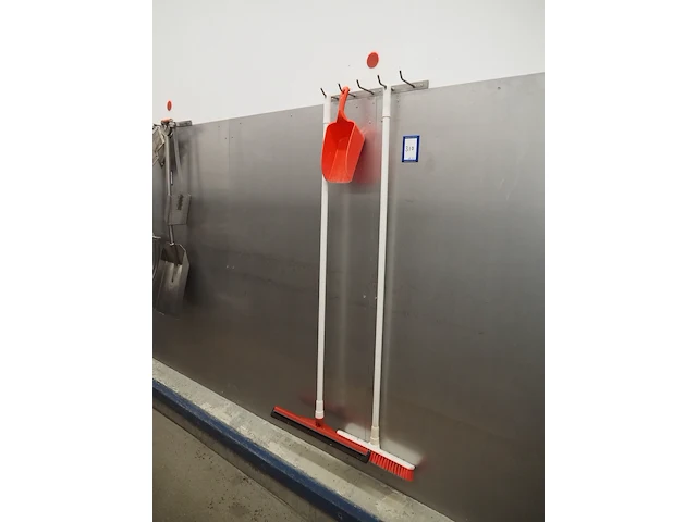 Nn hygiene equipment - afbeelding 1 van  2