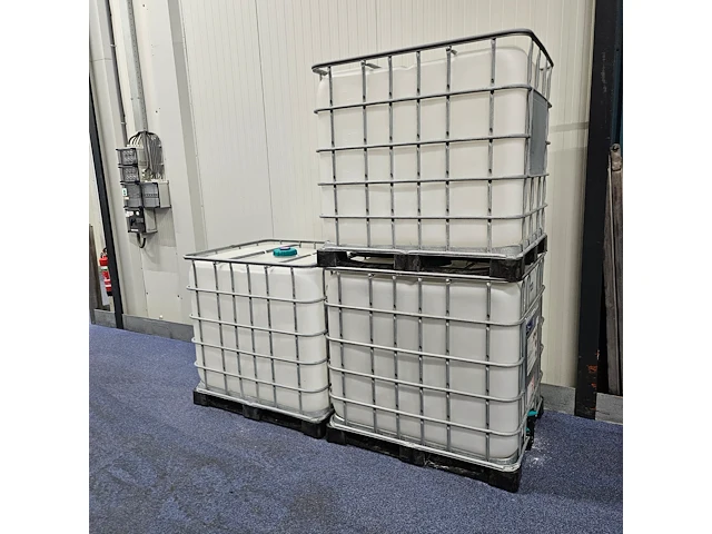 Nn ibc tanks - afbeelding 1 van  3