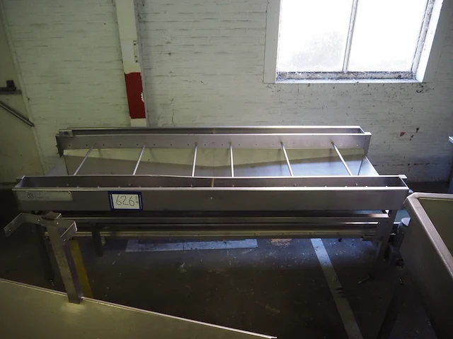 Nn infeed bunker with transport belt - afbeelding 5 van  9