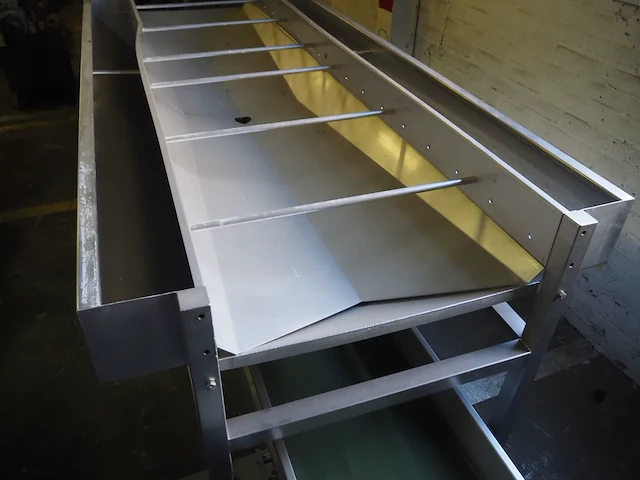 Nn infeed bunker with transport belt - afbeelding 6 van  9