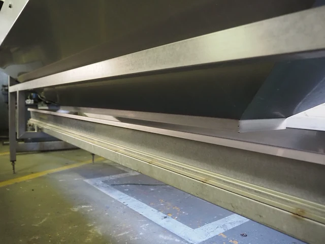 Nn infeed bunker with transport belt - afbeelding 7 van  9
