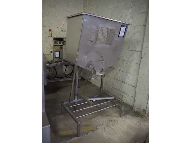 Nn infeed bunker - afbeelding 1 van  6