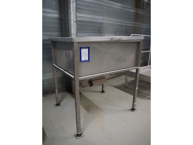 Nn infeed bunker - afbeelding 1 van  6