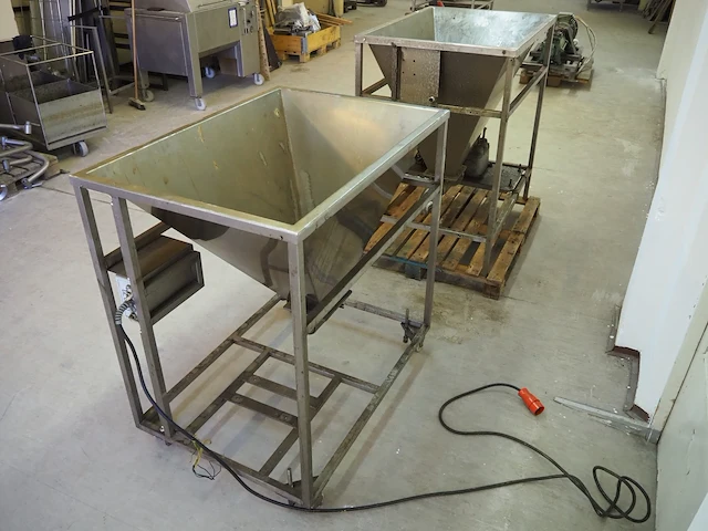Nn infeed bunkers - afbeelding 6 van  12