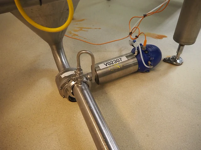 Nn infeed hopper for powder dissolver - afbeelding 6 van  16