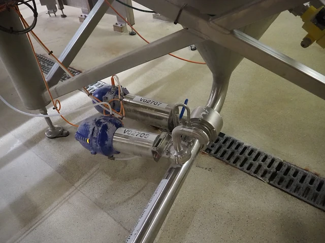 Nn infeed hoppers for powder dissolver - afbeelding 11 van  36