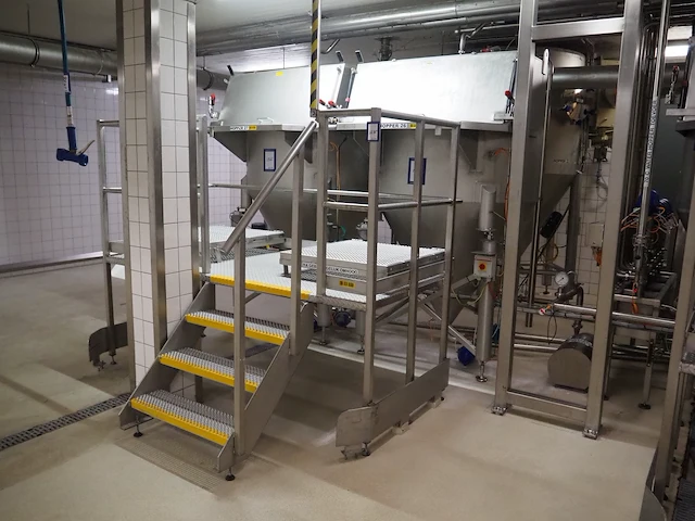 Nn infeed hoppers for powder dissolver - afbeelding 1 van  36