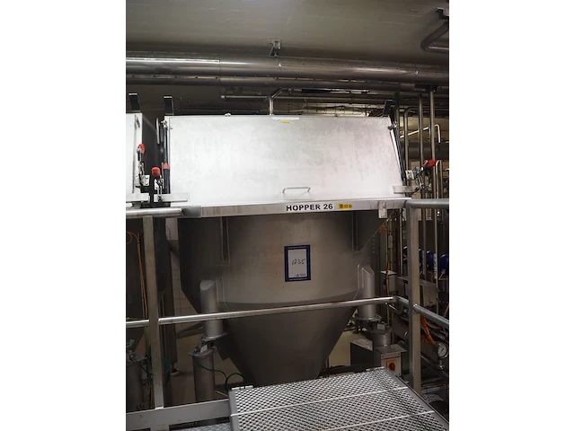 Nn infeed hoppers for powder dissolver - afbeelding 16 van  36