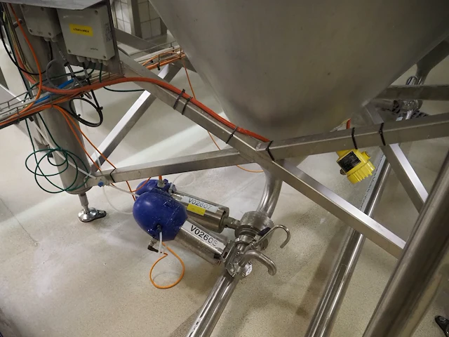 Nn infeed hoppers for powder dissolver - afbeelding 26 van  36