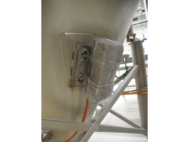 Nn infeed hoppers for powder dissolver - afbeelding 28 van  36