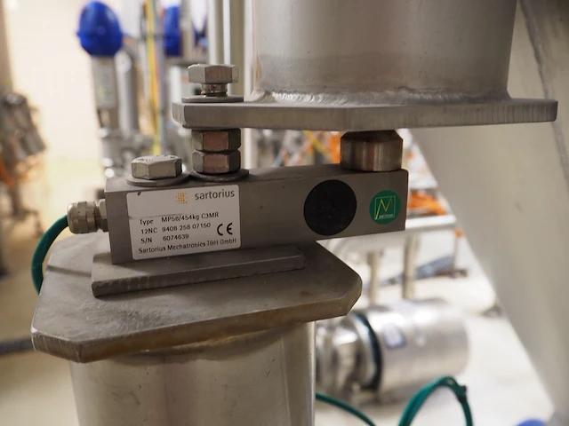 Nn infeed hoppers for powder dissolver - afbeelding 29 van  36
