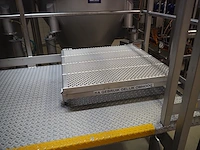 Nn infeed hoppers for powder dissolver - afbeelding 34 van  36
