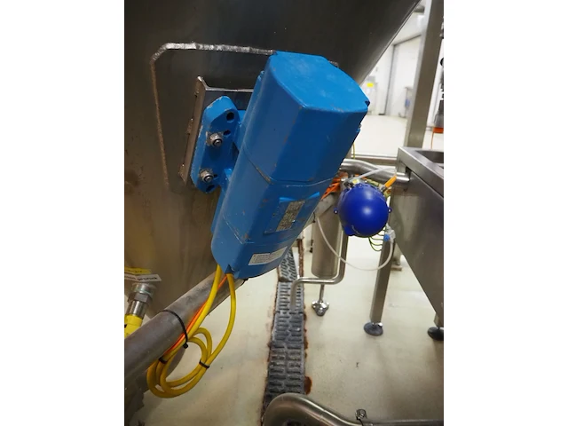 Nn infeed hoppers for powder dissolver - afbeelding 8 van  34