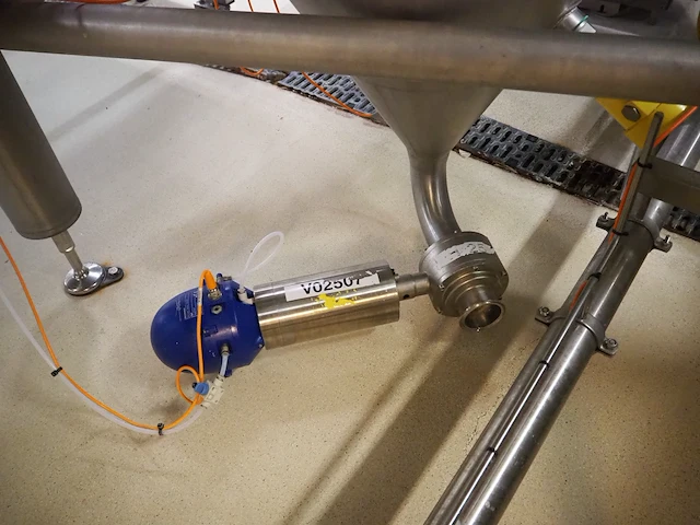 Nn infeed hoppers for powder dissolver - afbeelding 11 van  34