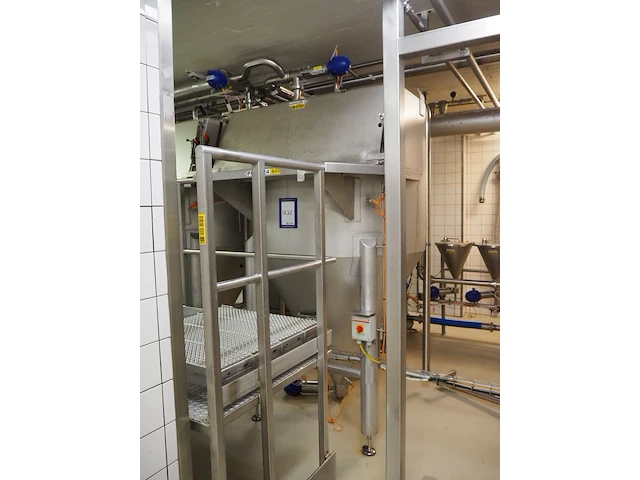 Nn infeed hoppers for powder dissolver - afbeelding 14 van  34
