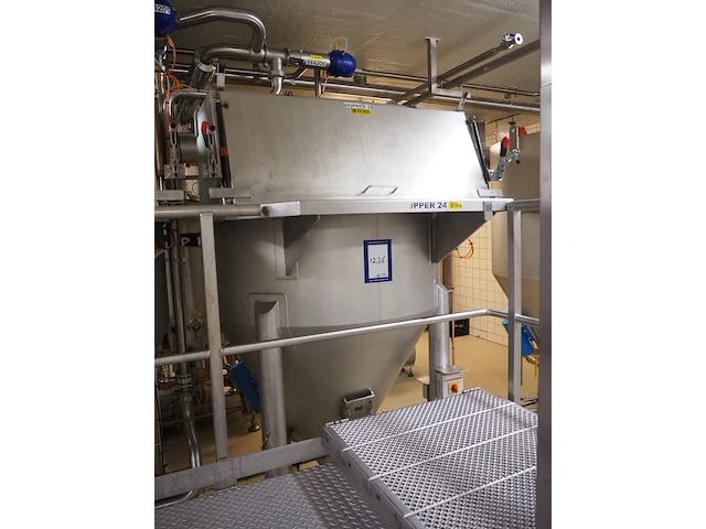 Nn infeed hoppers for powder dissolver - afbeelding 15 van  34