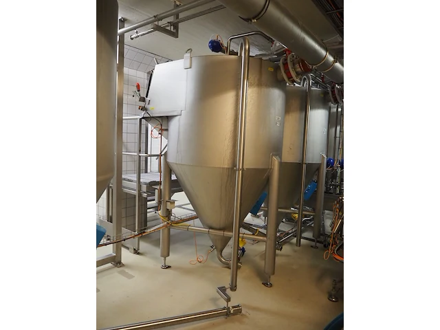 Nn infeed hoppers for powder dissolver - afbeelding 16 van  34