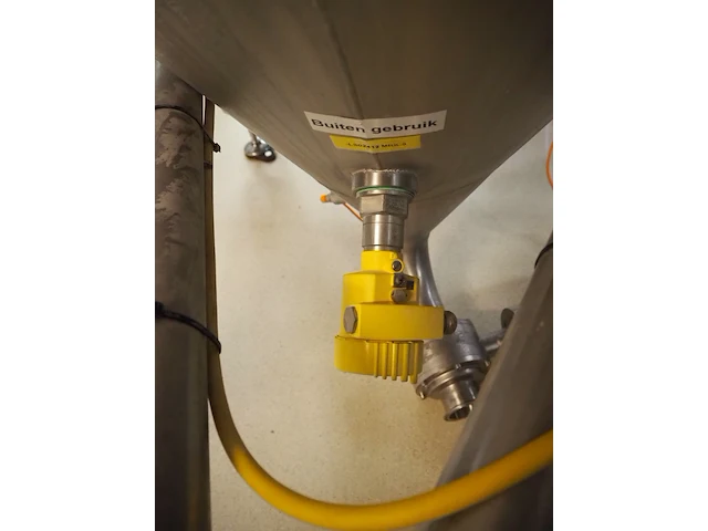 Nn infeed hoppers for powder dissolver - afbeelding 27 van  34