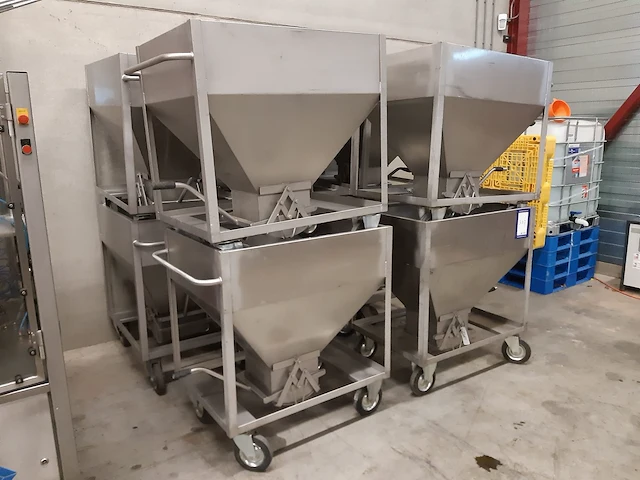 Nn infeed hoppers - afbeelding 1 van  12