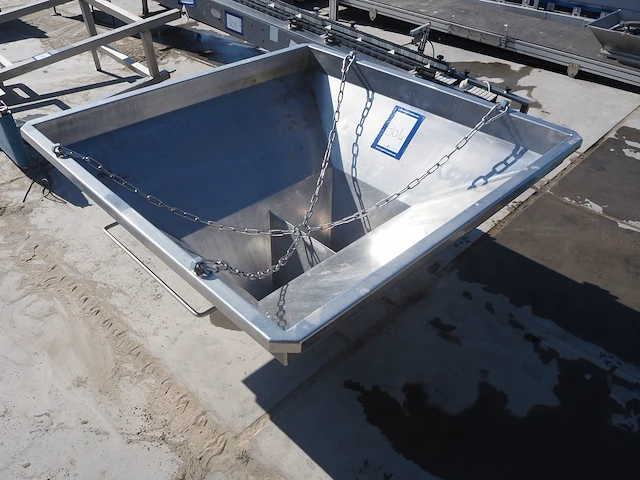 Nn infeed tub - afbeelding 1 van  3