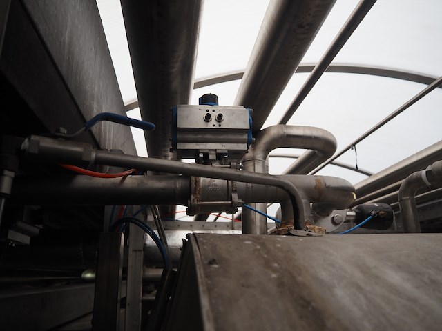 Nn isolated tank - afbeelding 7 van  12