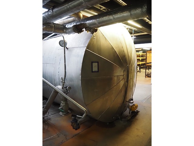 Nn isolated tank - afbeelding 1 van  11