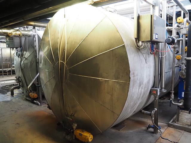 Nn isolated tank - afbeelding 4 van  11