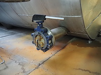 Nn isolated tank - afbeelding 8 van  11