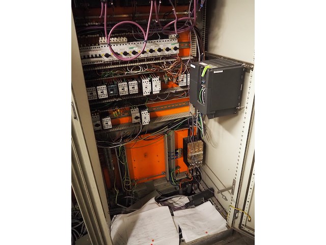 Nn isolated tank - afbeelding 13 van  20