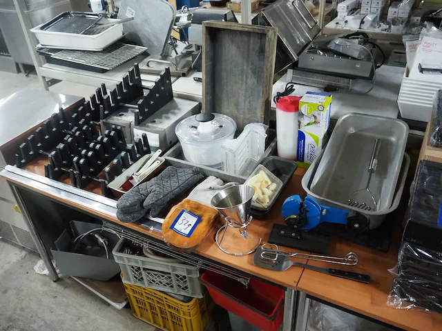 Nn kitchen equipment - afbeelding 1 van  5