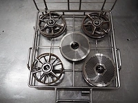 Nn knifes and plates - afbeelding 3 van  3