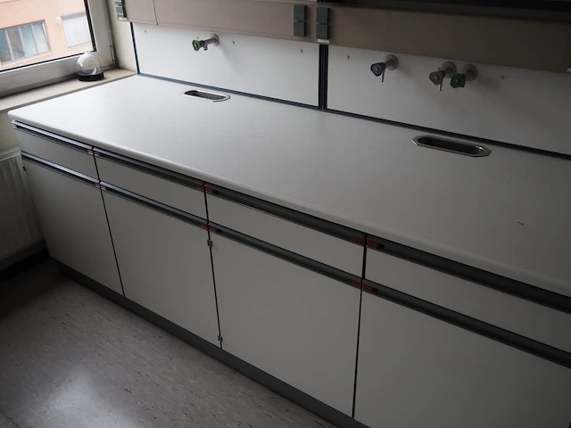 Nn laboratory counters - afbeelding 13 van  17