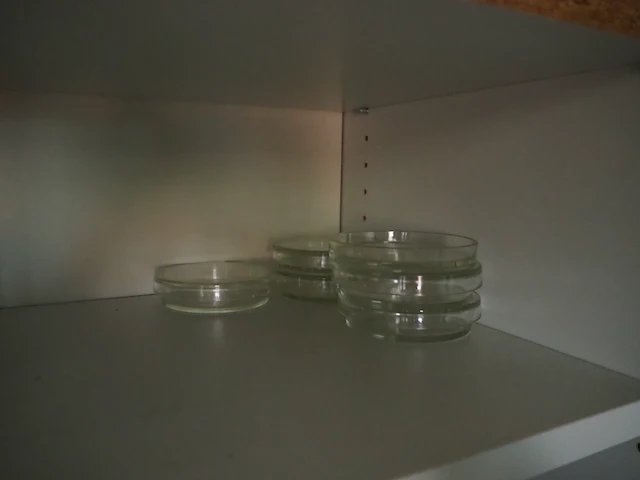 Nn laboratory equipment - afbeelding 14 van  17