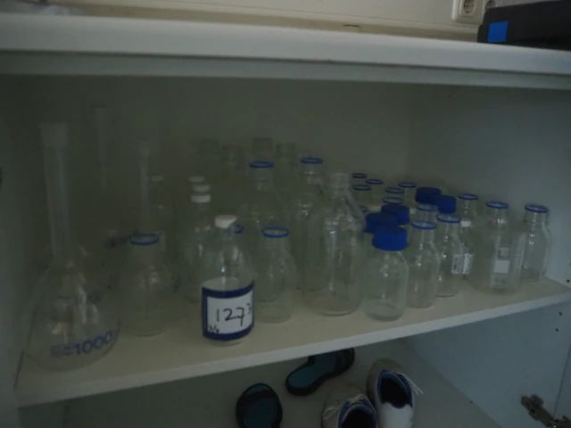 Nn laboratory equipment - afbeelding 2 van  17