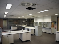 Nn laboratory equipment - afbeelding 16 van  21