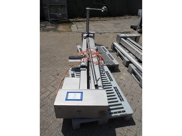 Nn lifter for meat bins - afbeelding 4 van  7