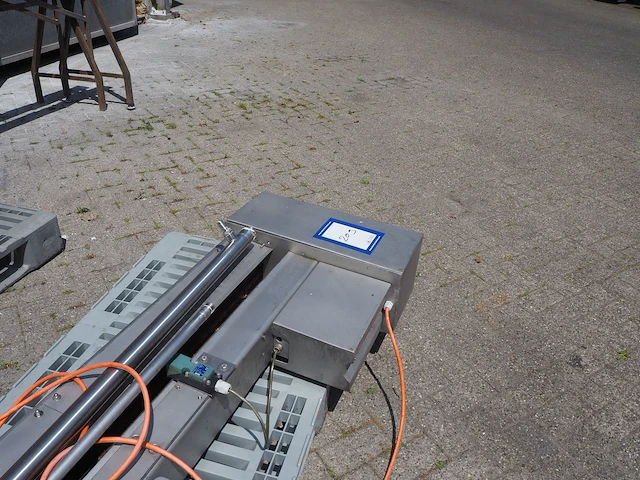 Nn lifter for meat bins - afbeelding 6 van  7