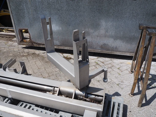 Nn lifter for meat bins - afbeelding 3 van  7