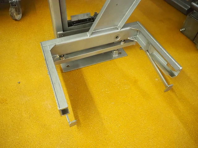 Nn lifter for meat bins - afbeelding 4 van  6
