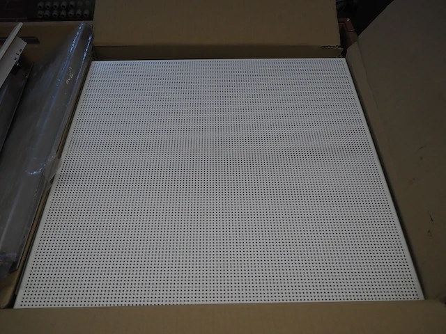 Nn light fixtures and ceiling tiles - afbeelding 13 van  15