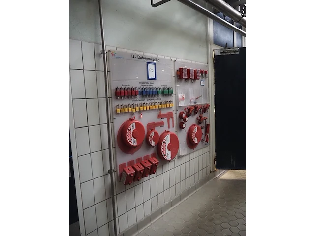 Nn lock-in / lock-out station - afbeelding 1 van  4