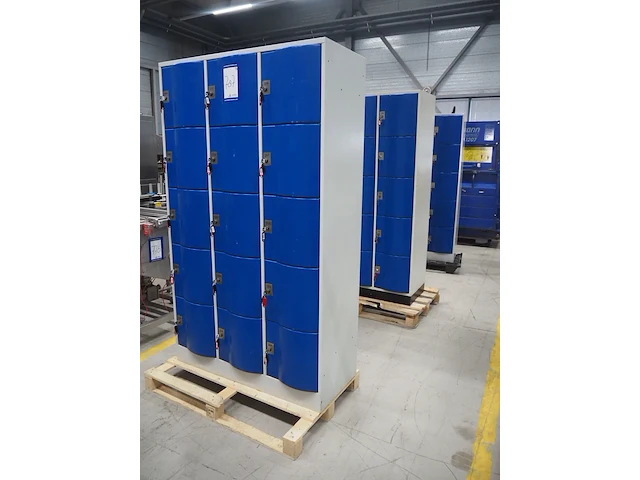 Nn locker - afbeelding 1 van  10