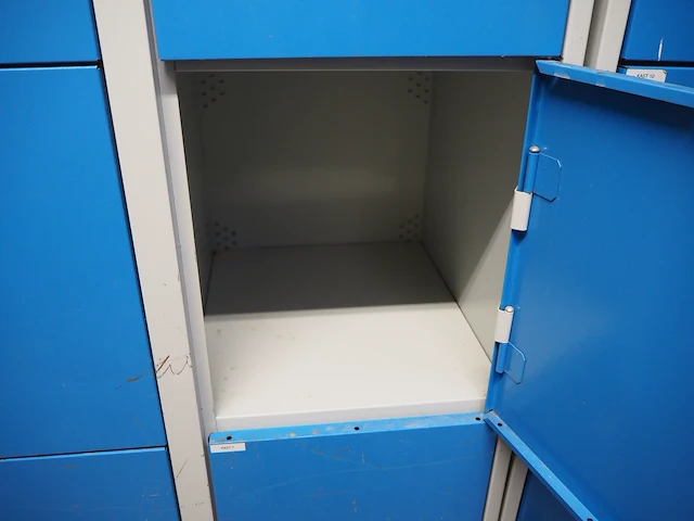 Nn lockers - afbeelding 4 van  4