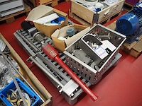 Nn machine parts - afbeelding 1 van  10