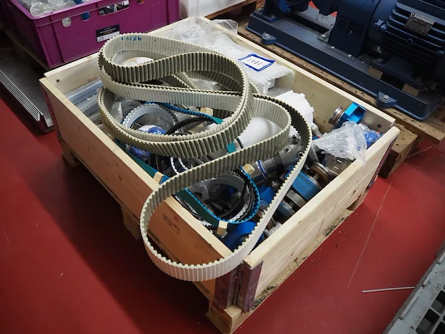 Nn machine parts - afbeelding 3 van  15